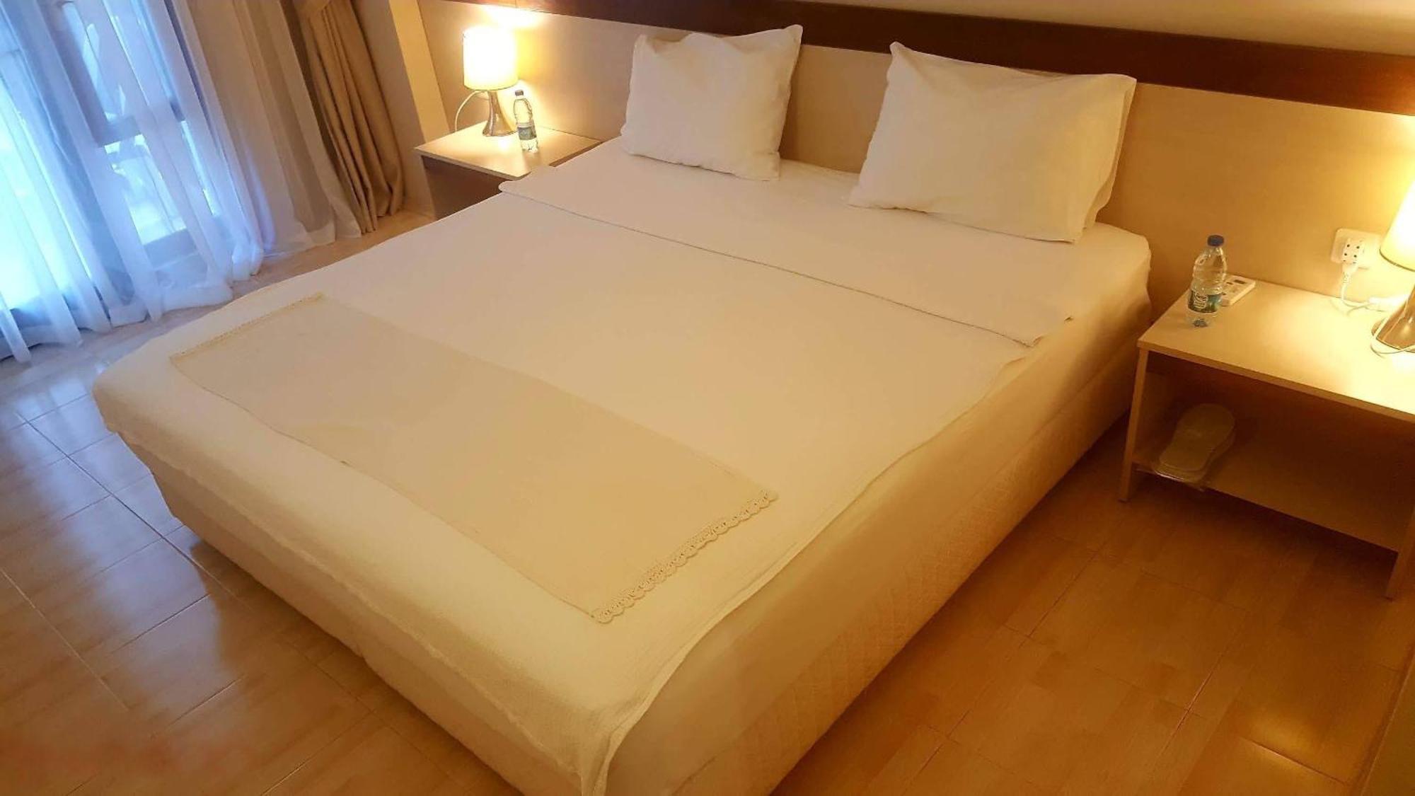 Atlas Apart Hotel Çeşme Luaran gambar